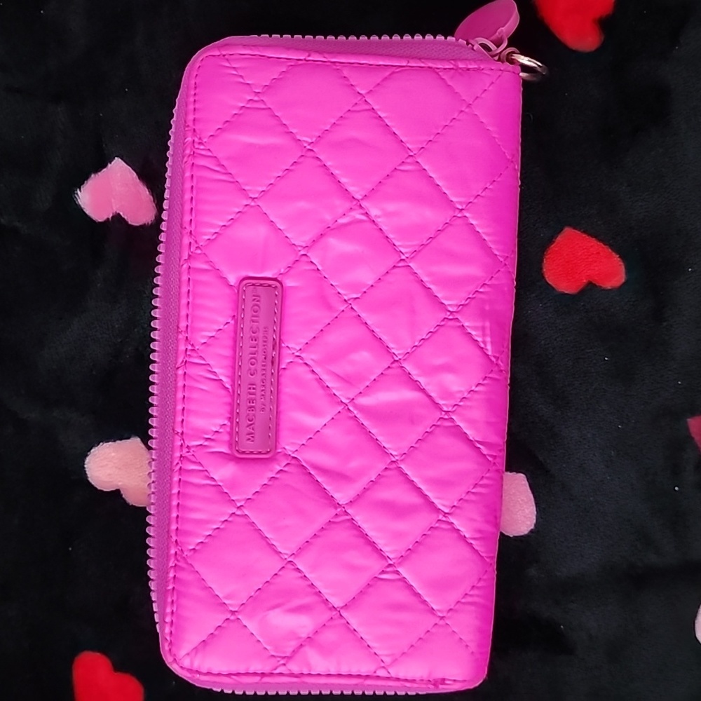 Macbeth wallet